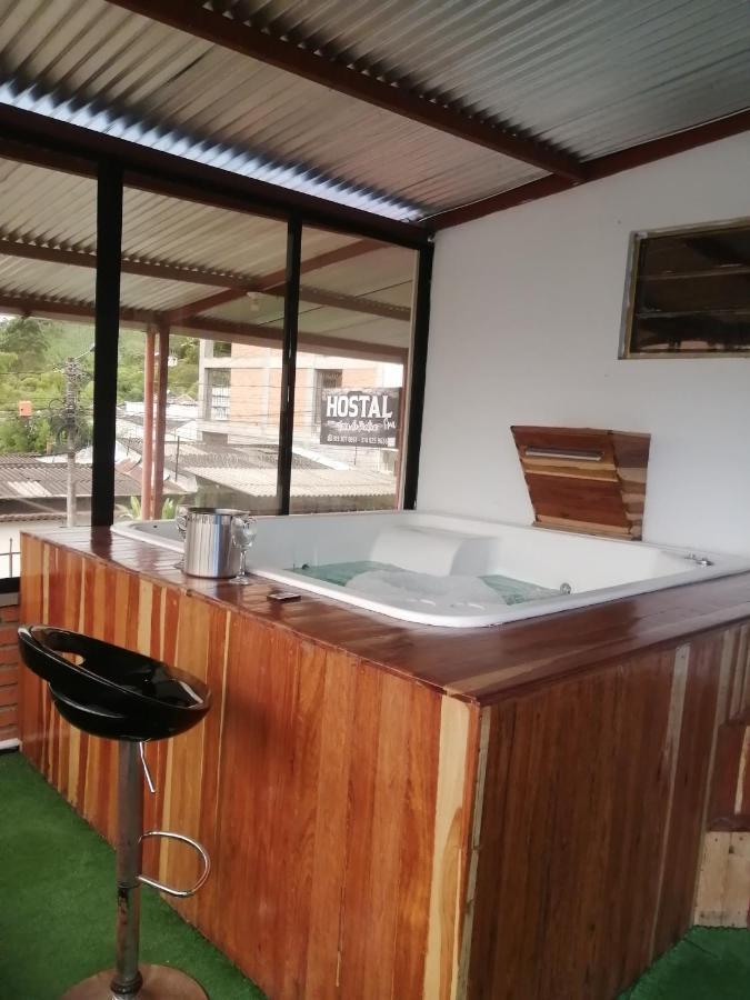 Hostal Spa Casa De Piedra Con Jacuzzi Santa Rosa de Cabal Exterior foto